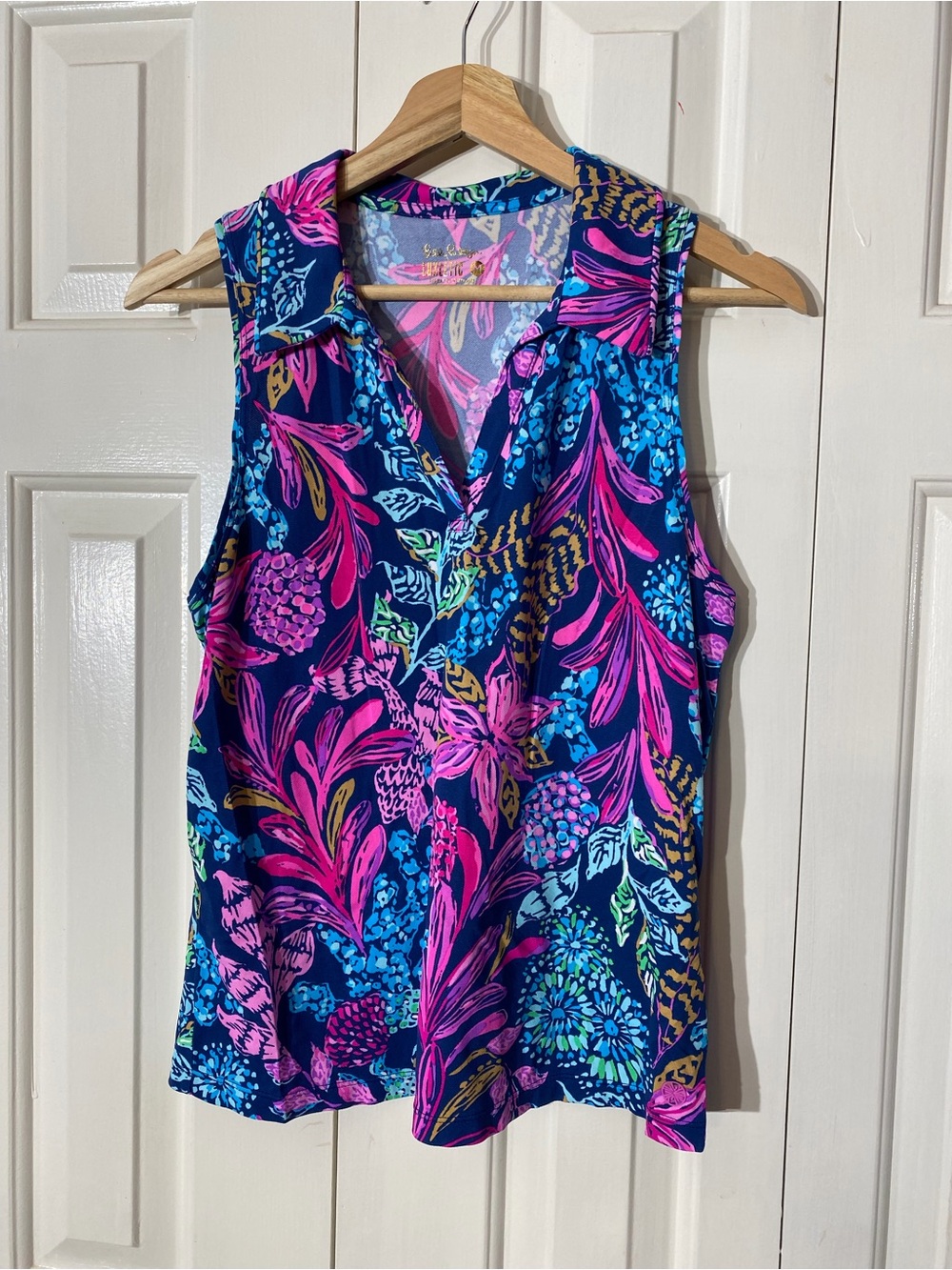 Lilly Pulitzer Alister Polo Sleeveless Floral Print Top - Navy with Pink & Blue